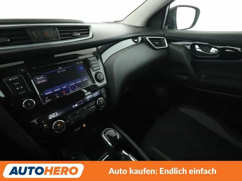 Nissan Qashqai 1.3 DIG-T Acenta Aut.*NAVI*TEMPO*CAM*PDC 12/2019-photo-25