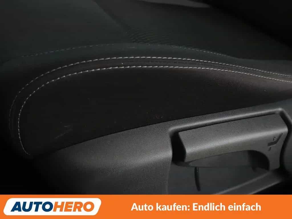 Nissan Qashqai 1.3 DIG-T Acenta Aut.*NAVI*TEMPO*CAM*PDC 12/2019-photo-26