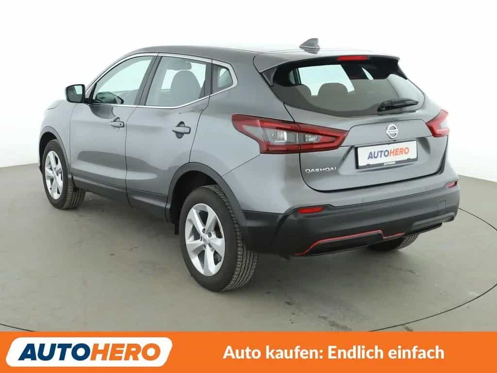 Nissan Qashqai 1.3 DIG-T Acenta Aut.*NAVI*TEMPO*CAM*PDC 12/2019-photo-3