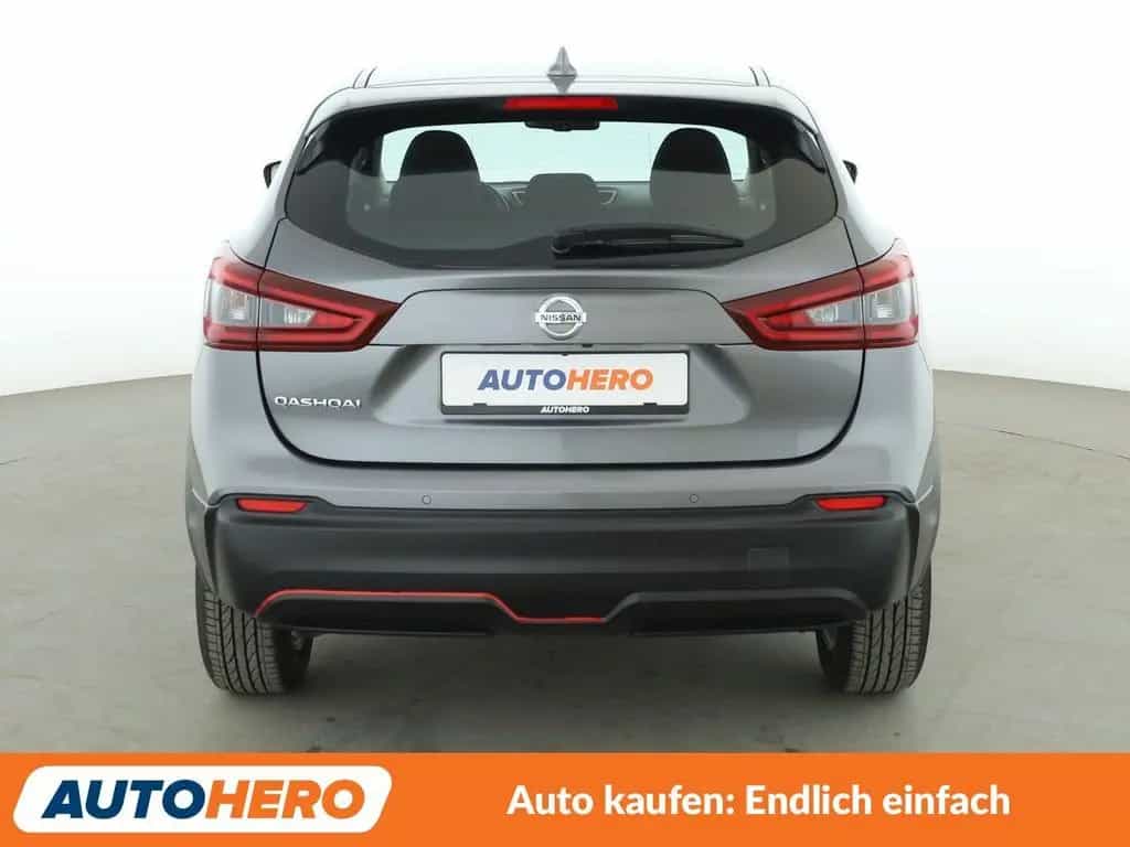 Nissan Qashqai 1.3 DIG-T Acenta Aut.*NAVI*TEMPO*CAM*PDC 12/2019-photo-4