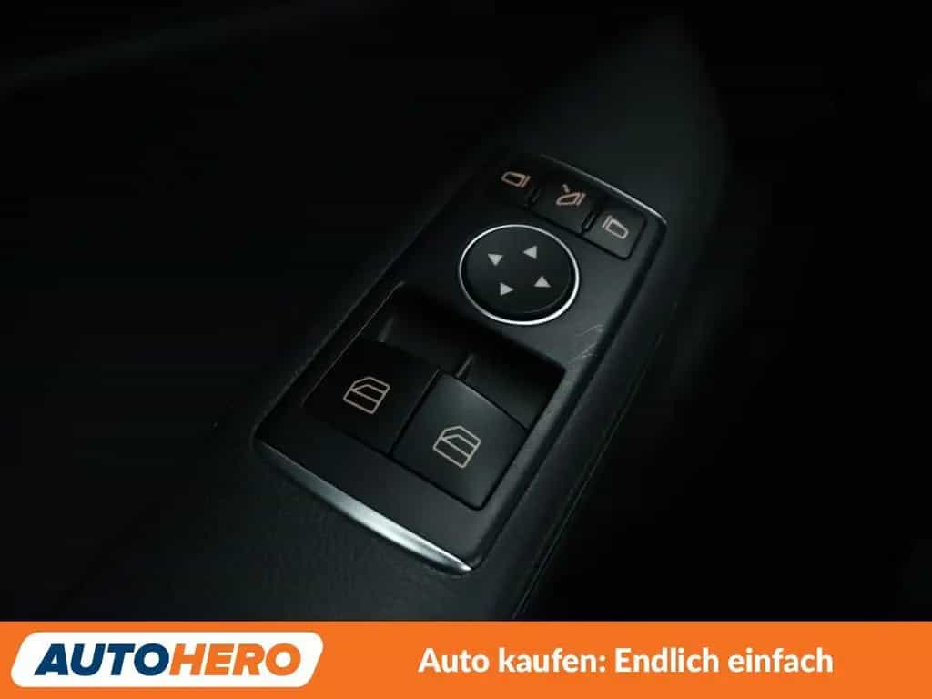 Mercedes-Benz SLC-Class 180 Aut.*LED*NAVI*TEMPO*CAM*PDC*SHZ*KLIMA* 11/2018-photo-22