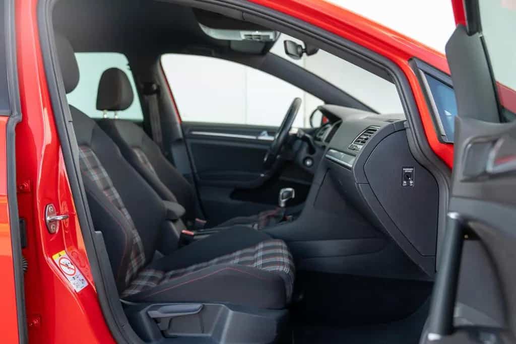 Volkswagen Golf GTI 2.0 TSI Performance*LED*VC*SHZ*KAMERA* 12/2019-photo-11