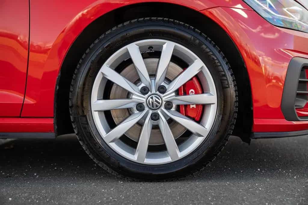 Volkswagen Golf GTI 2.0 TSI Performance*LED*VC*SHZ*KAMERA* 12/2019-photo-29