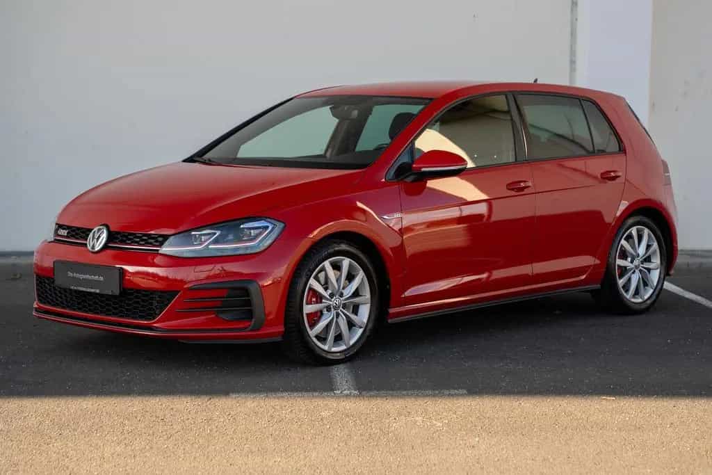 Volkswagen Golf GTI 2.0 TSI Performance*LED*VC*SHZ*KAMERA* 12/2019-photo-3