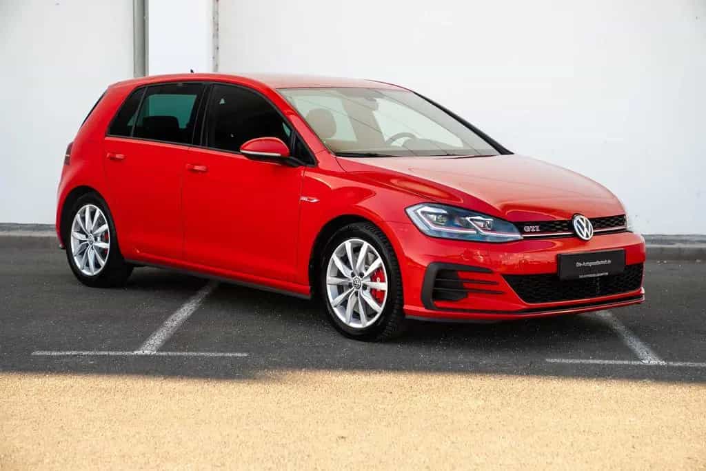 Volkswagen Golf GTI 2.0 TSI Performance*LED*VC*SHZ*KAMERA* 12/2019-photo-5