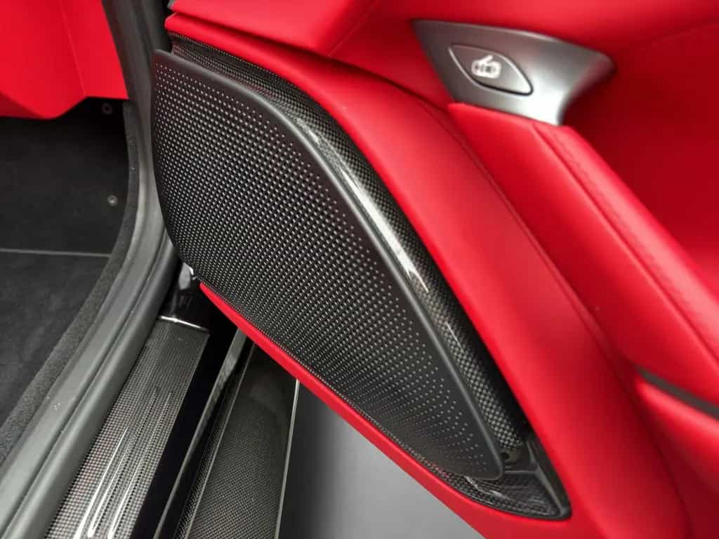 Ferrari Roma Spider / Carbon / ACC / LED / PDIS 12/2023-photo-17