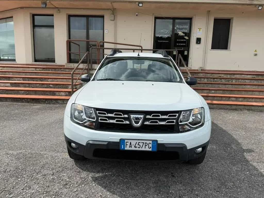 Dacia Duster 1.5 dCi 110CV Start&Stop 4x2 Lauréa 09/2015-photo-0