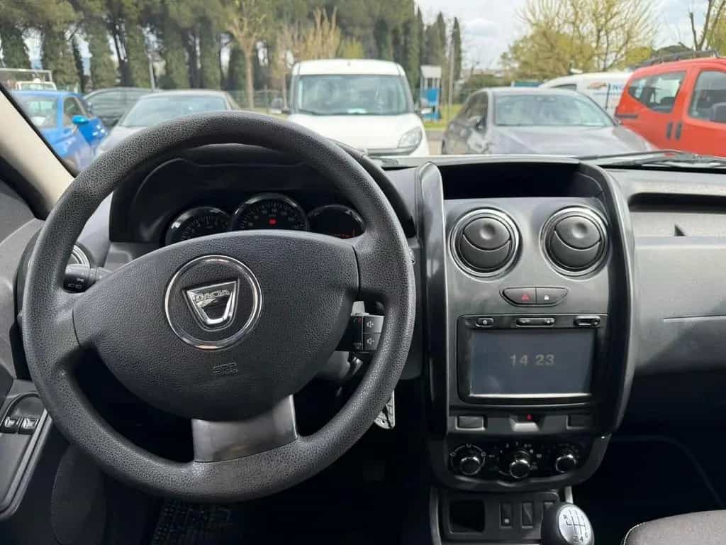 Dacia Duster 1.5 dCi 110CV Start&Stop 4x2 Lauréa 09/2015-photo-9