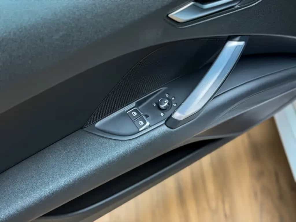 Audi TT Roadster 2.0 TFSI 10/2016-photo-18