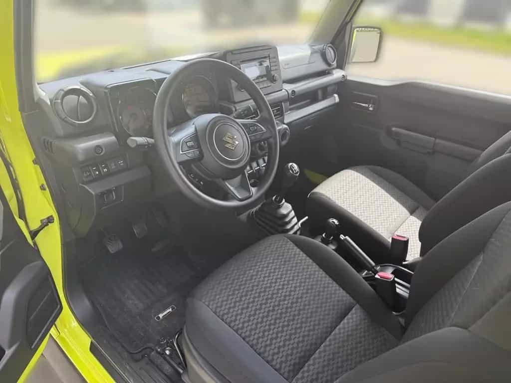Suzuki Jimny Comfort+ AllGrip AHK+CD+MP3+SHZ+TEMPOMAT++ 09/2021-photo-5