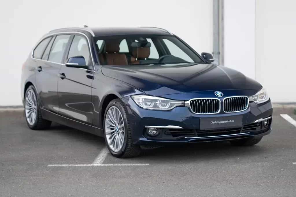 BMW 3 Series 07/2017-photo-5