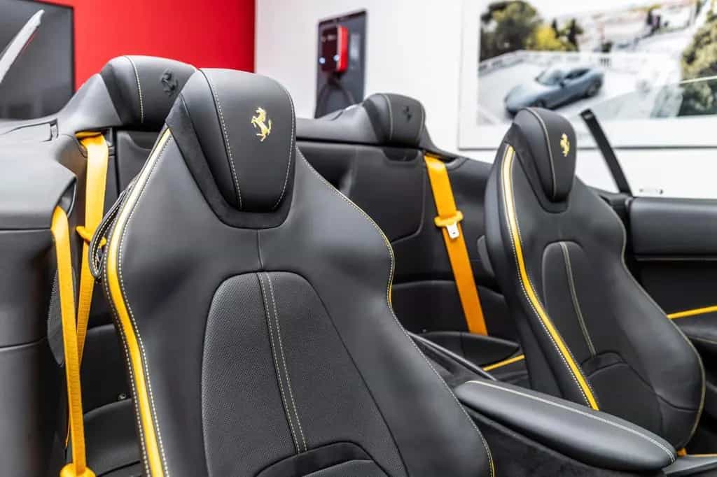 Ferrari Roma Spider 3.9 T V8 DCT 02/2024-photo-24