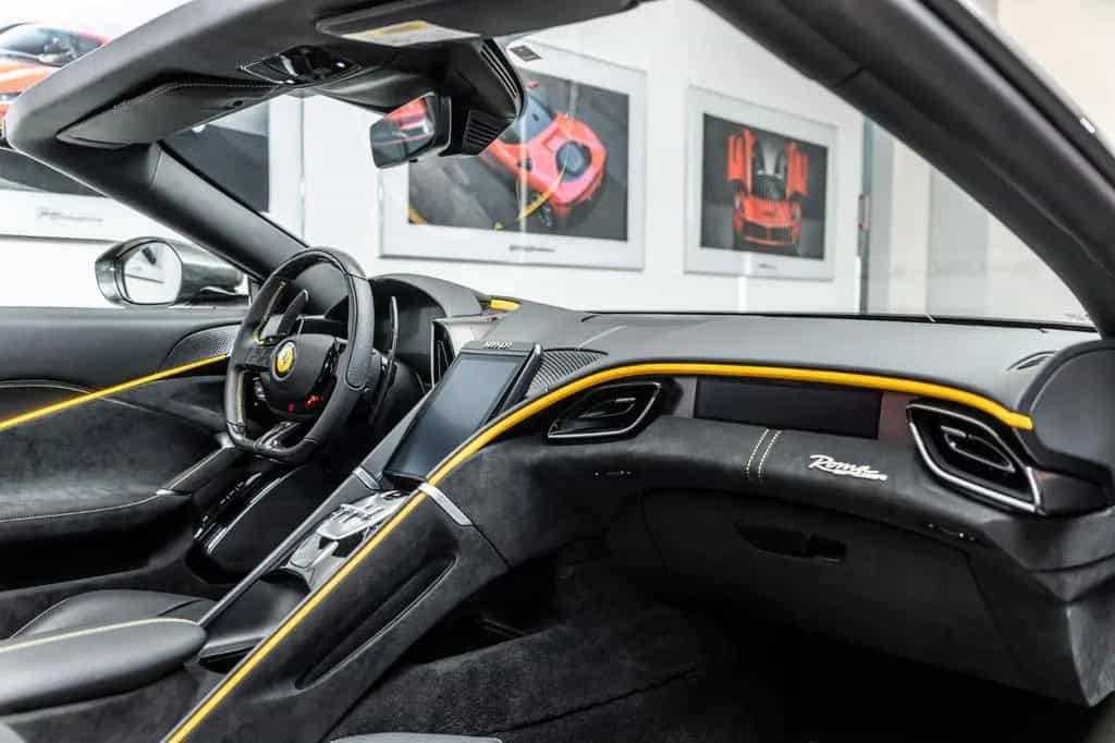 Ferrari Roma Spider 3.9 T V8 DCT 02/2024-photo-25