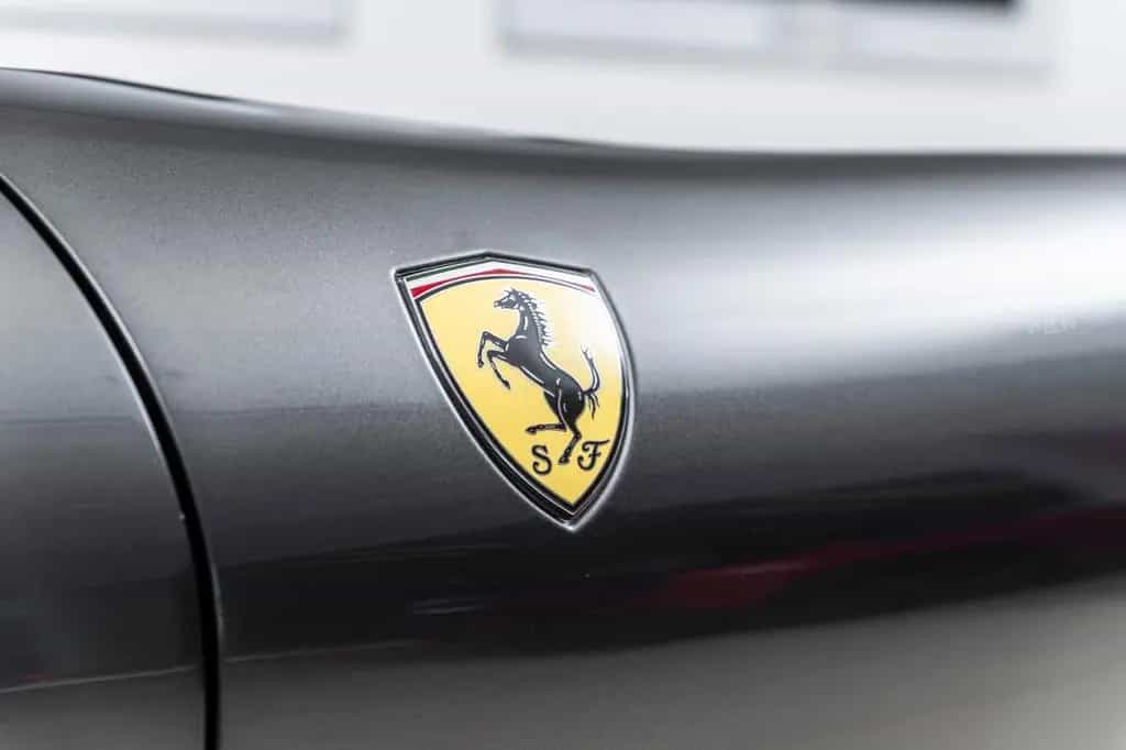 Ferrari Roma Spider 3.9 T V8 DCT 02/2024-photo-40