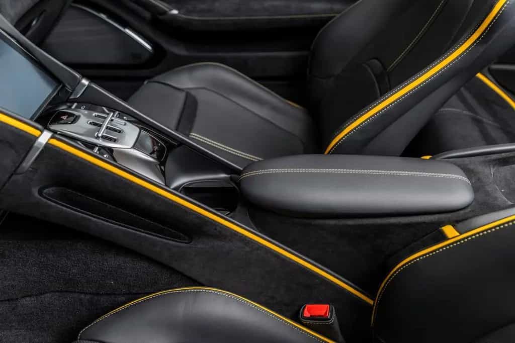 Ferrari Roma Spider 3.9 T V8 DCT 02/2024-photo-48