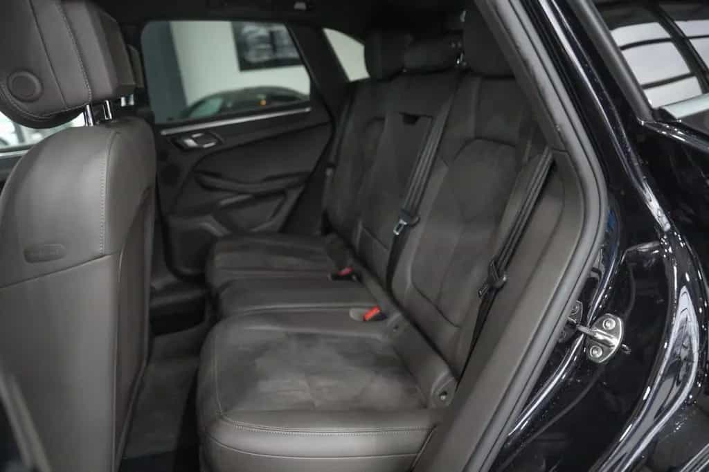 Porsche Macan 07/2019-photo-13