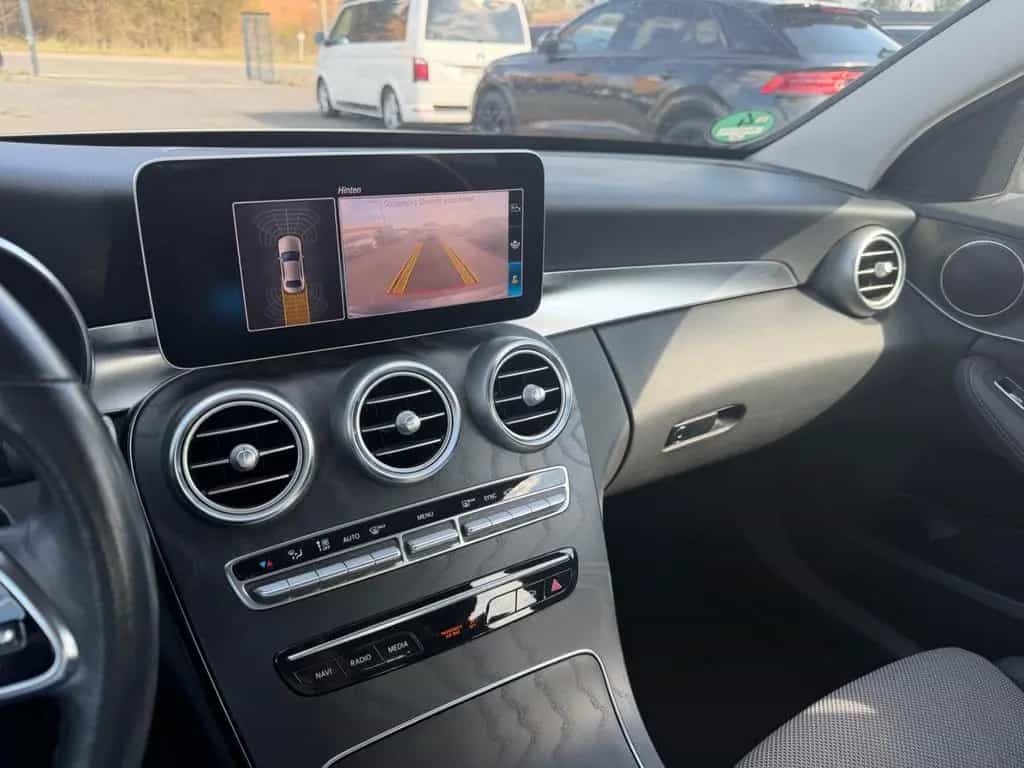 Mercedes-Benz C 200 Limo C 200 Avantgarde Digital Kamera Navi LED 01/2019-photo-10