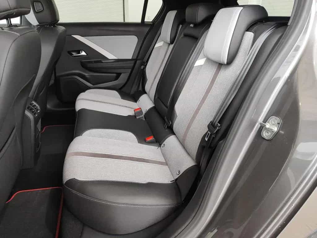 Opel Astra L 1.2 DI AT Elegance LED|NAVI|SHZ|AHK|180° 12/2023-photo-24