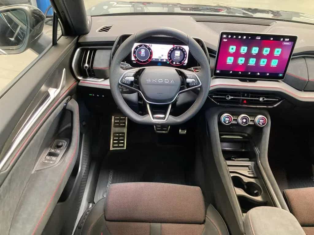Skoda Kodiaq TSI DSG 4x4 RS LED-Matrix DCC AHK Navi Pa 02/2026-photo-9