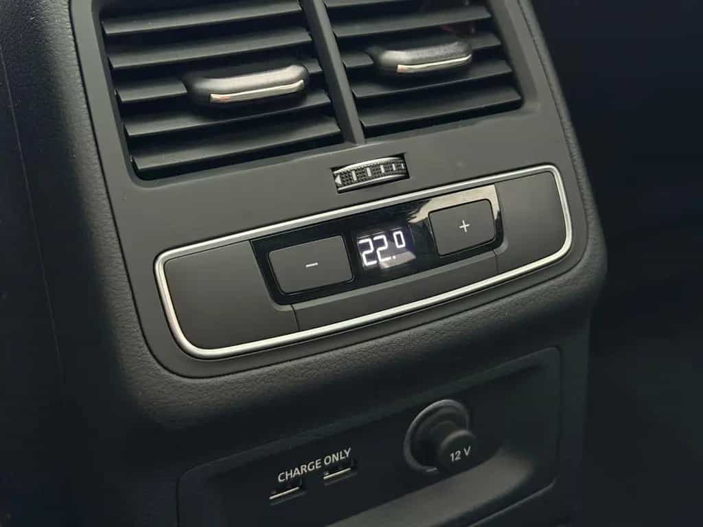 Audi A4 Avant 45 TDI S-LINE Leder PANO AHK Memory ACC 05/2020-photo-32