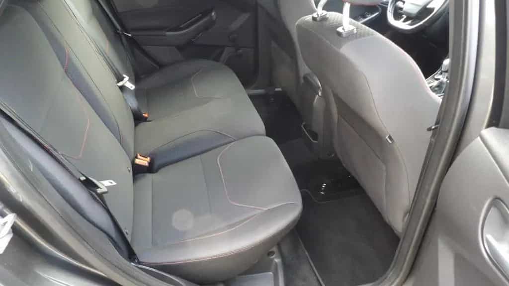 Ford Focus Turnier ST-Line 06/2018-photo-10