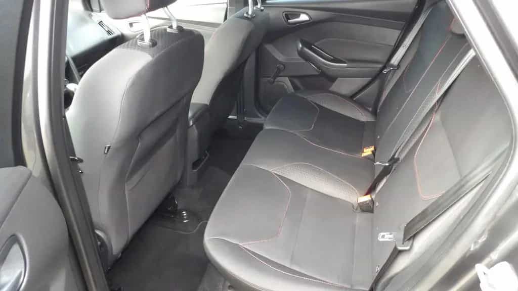 Ford Focus Turnier ST-Line 06/2018-photo-12