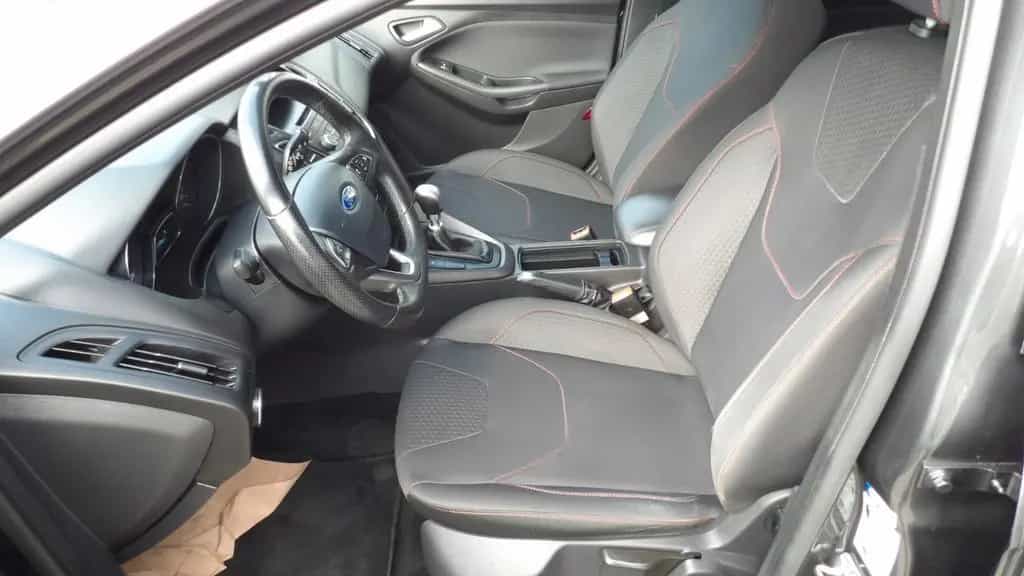 Ford Focus Turnier ST-Line 06/2018-photo-13