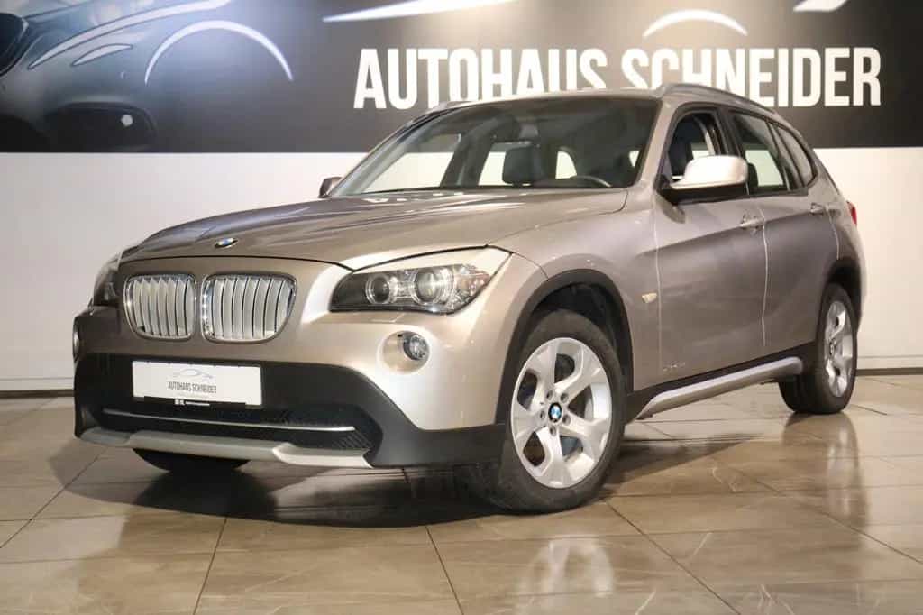 BMW X1 20 i xDrive *Automatik*Xenon* 11/2011-photo-0