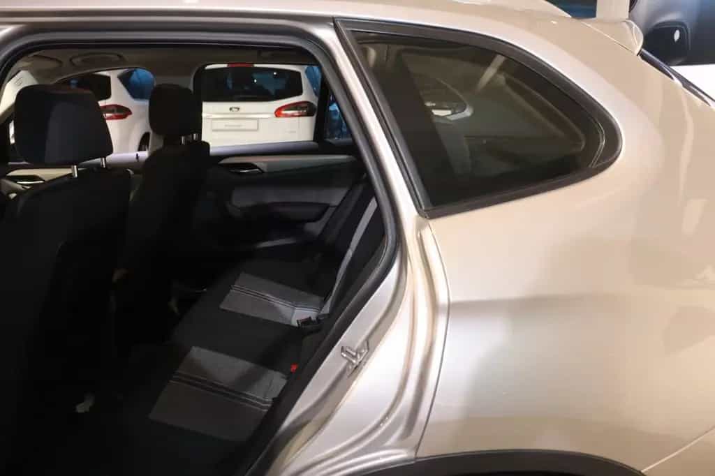 BMW X1 20 i xDrive *Automatik*Xenon* 11/2011-photo-12