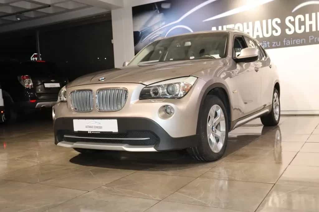 BMW X1 20 i xDrive *Automatik*Xenon* 11/2011-photo-3