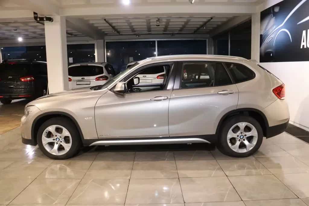 BMW X1 20 i xDrive *Automatik*Xenon* 11/2011-photo-4