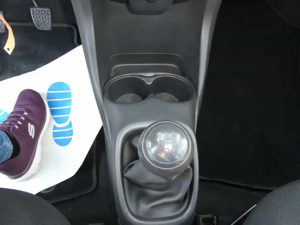 Toyota Aygo AYGO x TÜV 7/27 07/2016-photo-16