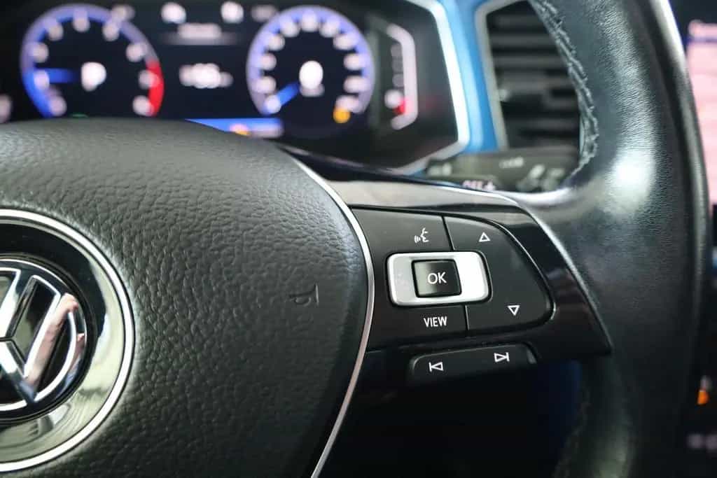 Volkswagen T-Roc Cabriolet R-Line 06/2020-photo-20