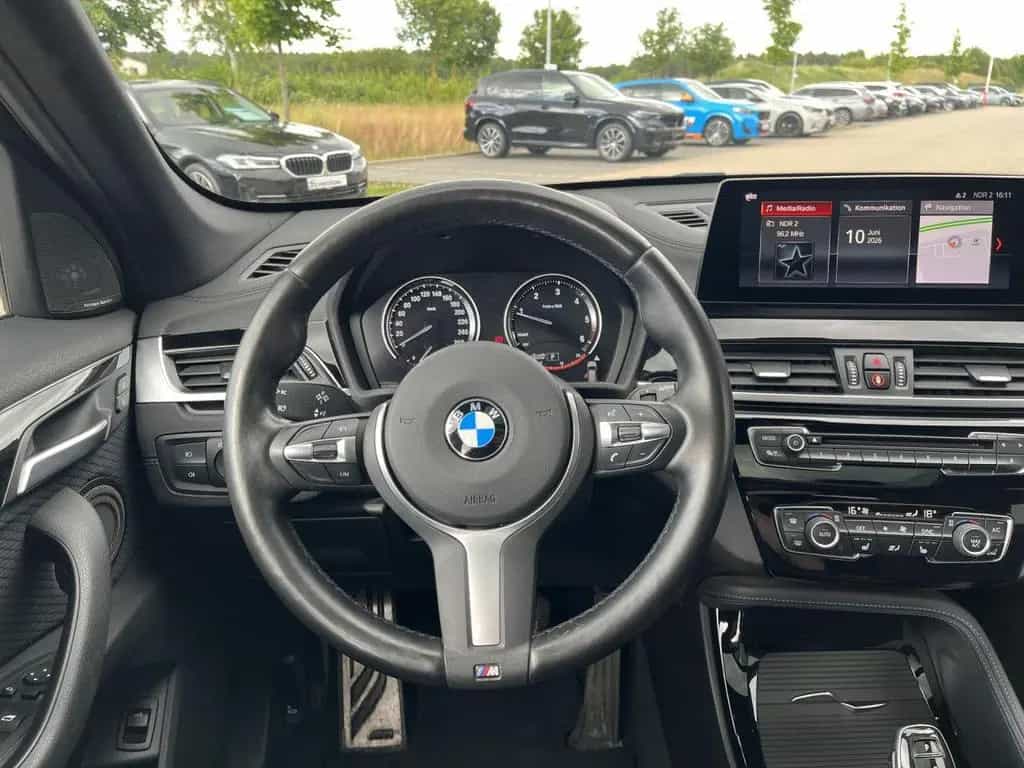 BMW X1 xDrive20d M SPORT HUD RFK H/K AHK PANO Navi 02/2020-photo-14