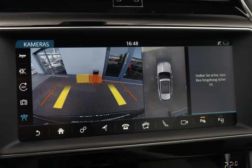 Jaguar F-Pace SVR AWD +AHK+PANO+22ZOLL+ASSIST+CARPLAY++ 05/2019-photo-20