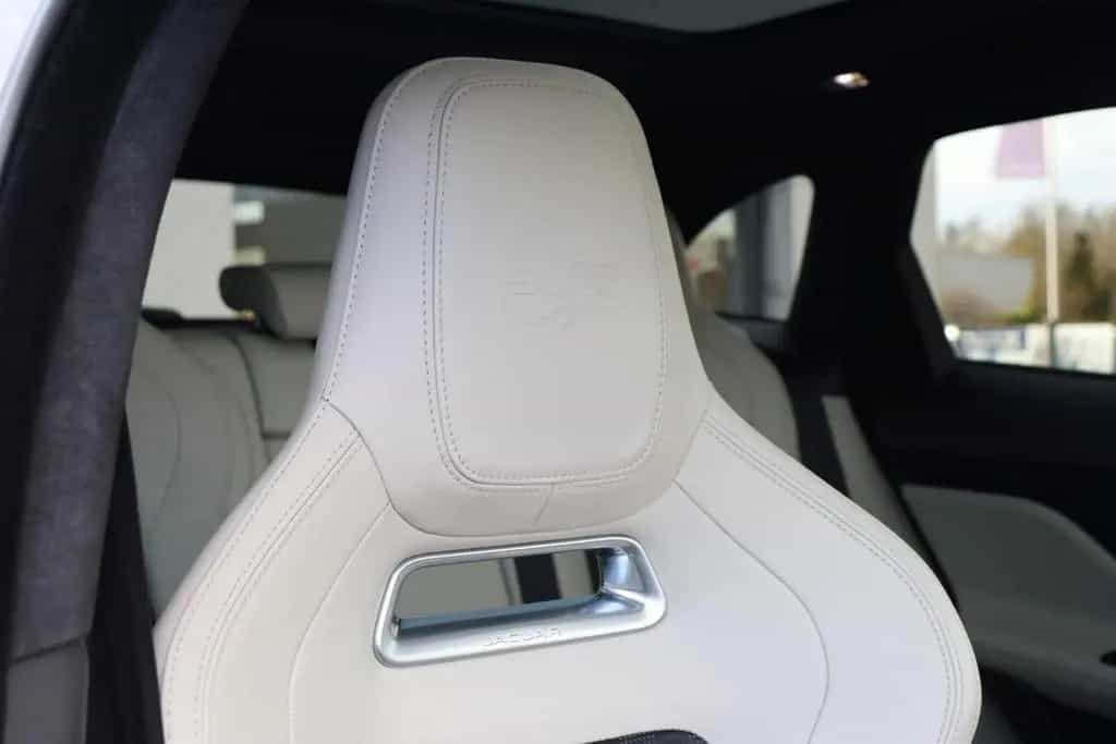 Jaguar F-Pace SVR AWD +AHK+PANO+22ZOLL+ASSIST+CARPLAY++ 05/2019-photo-27