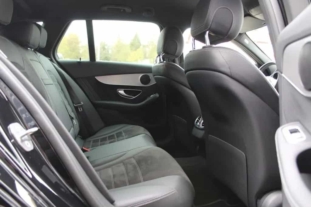 Mercedes-Benz C 300 T d*AMG Line*Scheckheft*8-fach AMG Felgen 12/2019-photo-10