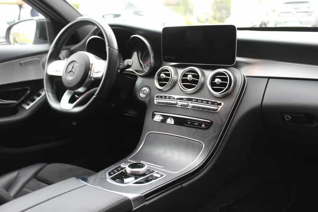 Mercedes-Benz C 300 T d*AMG Line*Scheckheft*8-fach AMG Felgen 12/2019-photo-11
