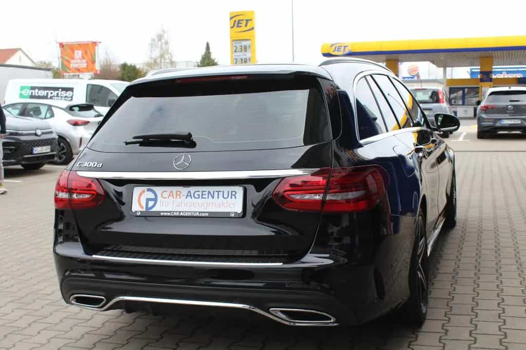 Mercedes-Benz C 300 T d*AMG Line*Scheckheft*8-fach AMG Felgen 12/2019-photo-5
