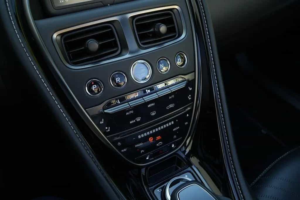 Aston Martin DB11 Volante 4.0 V8 Convertible I 511 pk I 07/2021-photo-22