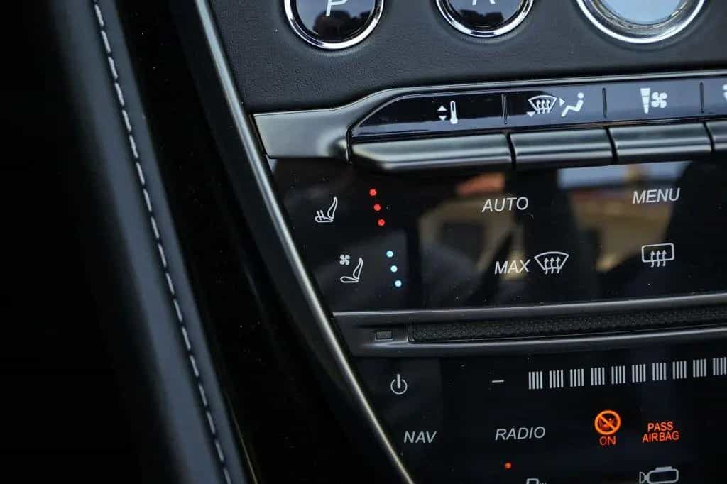 Aston Martin DB11 Volante 4.0 V8 Convertible I 511 pk I 07/2021-photo-23