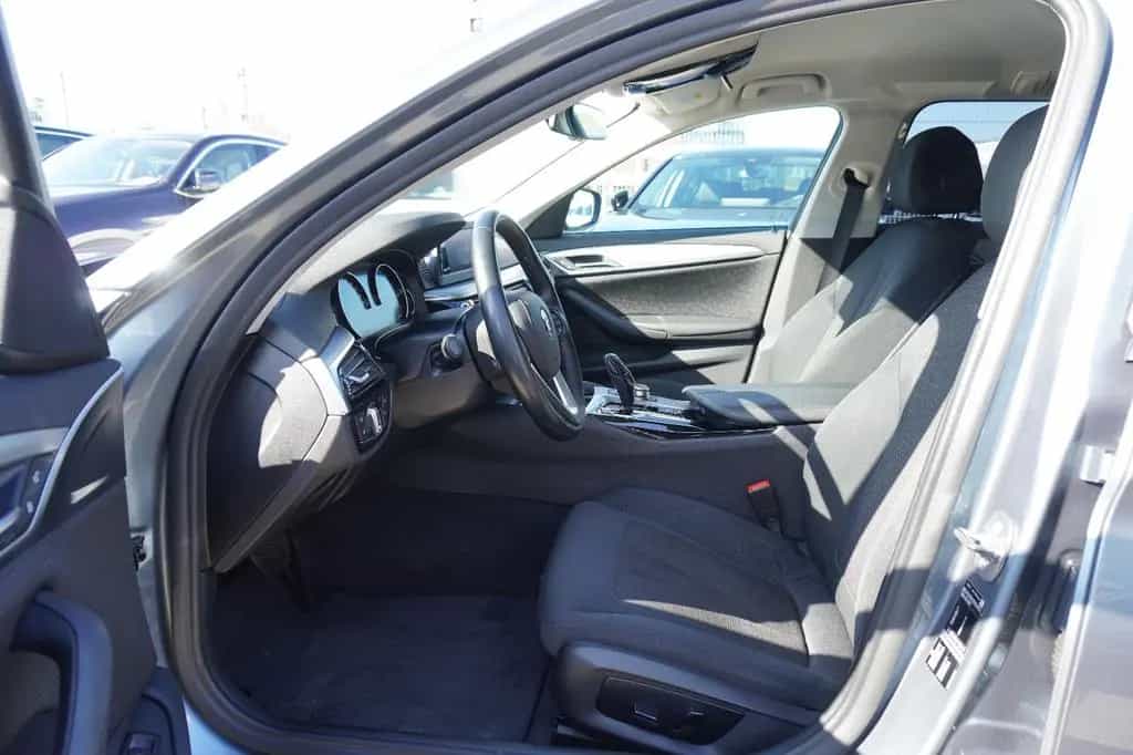 BMW 5 Series 520i Touring*NAVI*LED*SEHR GEPFLEGT* 01/2019-photo-12