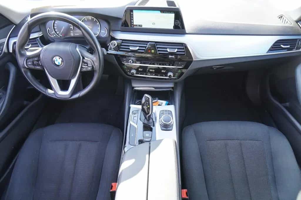 BMW 5 Series 520i Touring*NAVI*LED*SEHR GEPFLEGT* 01/2019-photo-14
