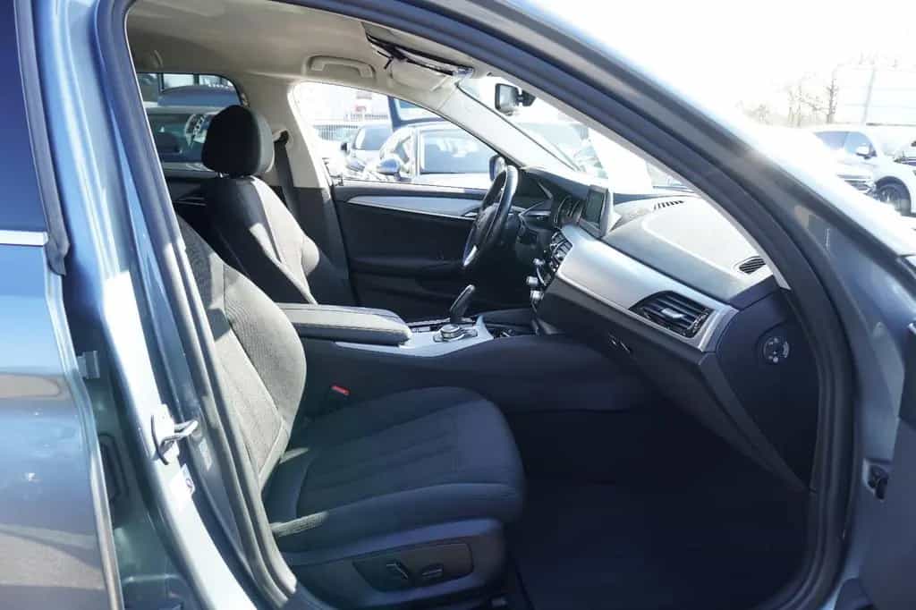 BMW 5 Series 520i Touring*NAVI*LED*SEHR GEPFLEGT* 01/2019-photo-17