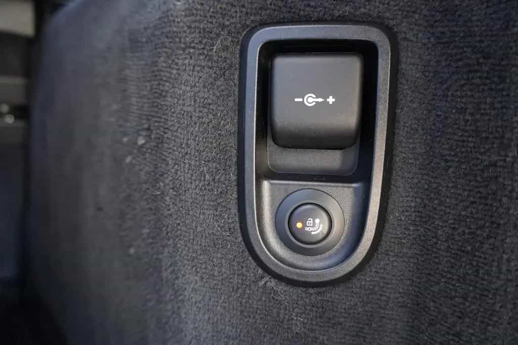 BMW 5 Series 520i Touring*NAVI*LED*SEHR GEPFLEGT* 01/2019-photo-8
