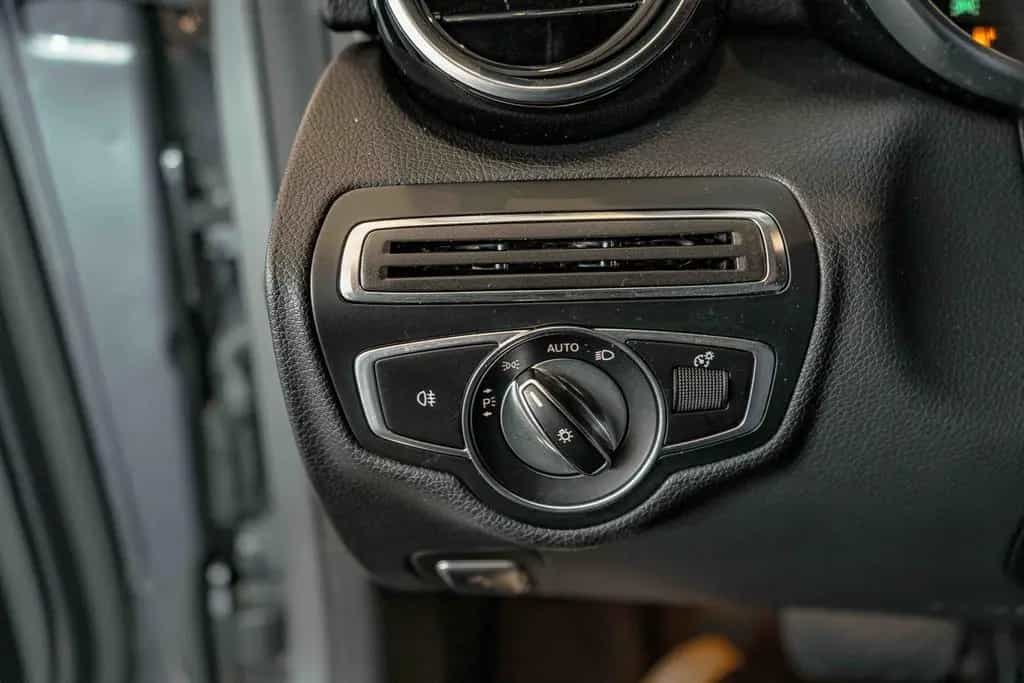 Mercedes-Benz C-Class 180 Lim. Business Plus Rückfahrkamera Autom. 11/2018-photo-22