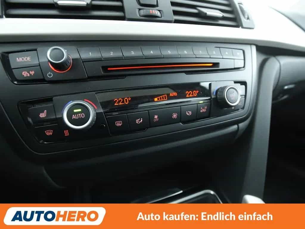 BMW 3 Series 03/2015-photo-22