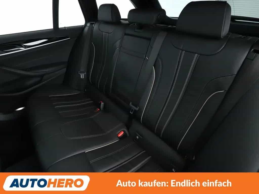 BMW 520 5er 520d Sport Line Aut.*NAVI*TEMPO*CAM*PDC* 11/2018-photo-13