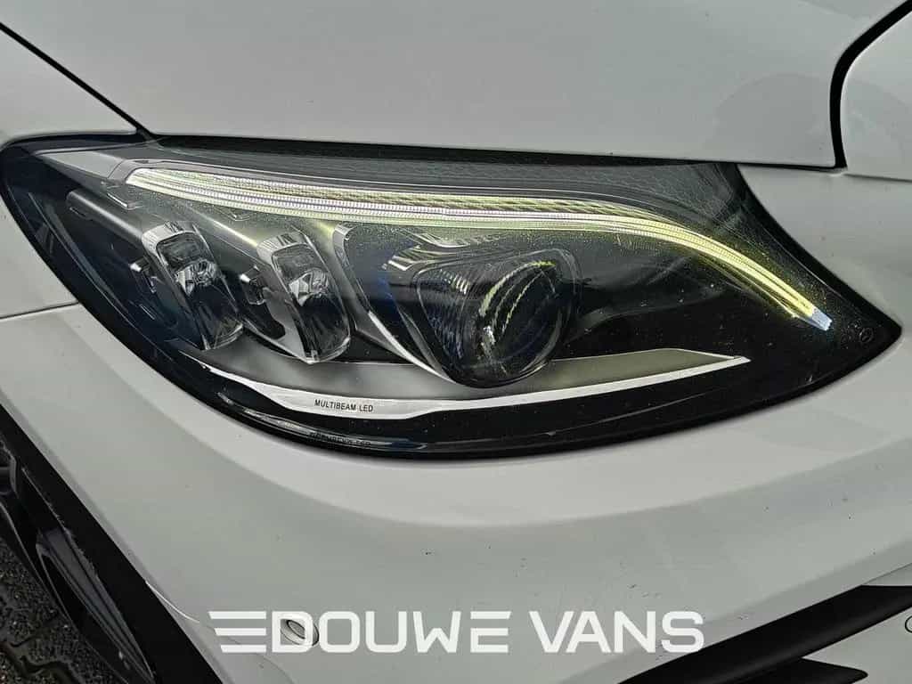 Mercedes-Benz C-Class 200 Estate AMG Night Edition Distronic LED 05/2020-photo-9