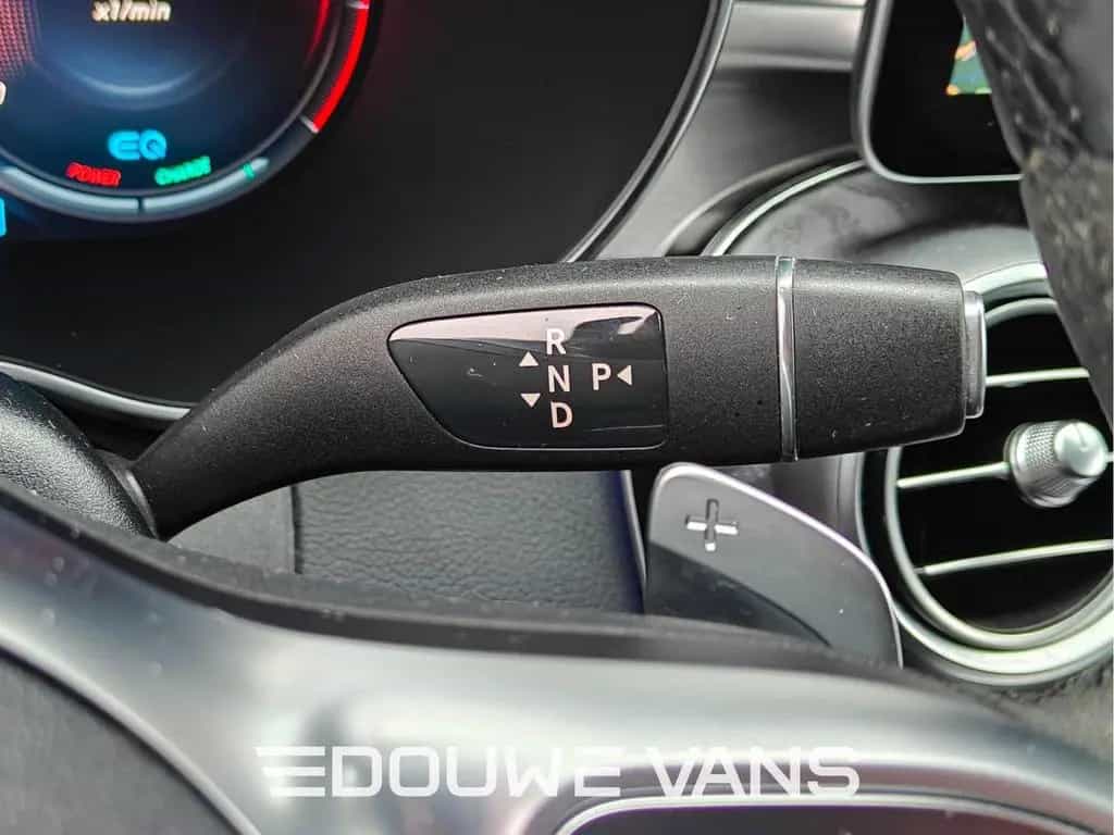 Mercedes-Benz C-Class 200 Estate AMG Night Edition Distronic LED 05/2020-photo-29
